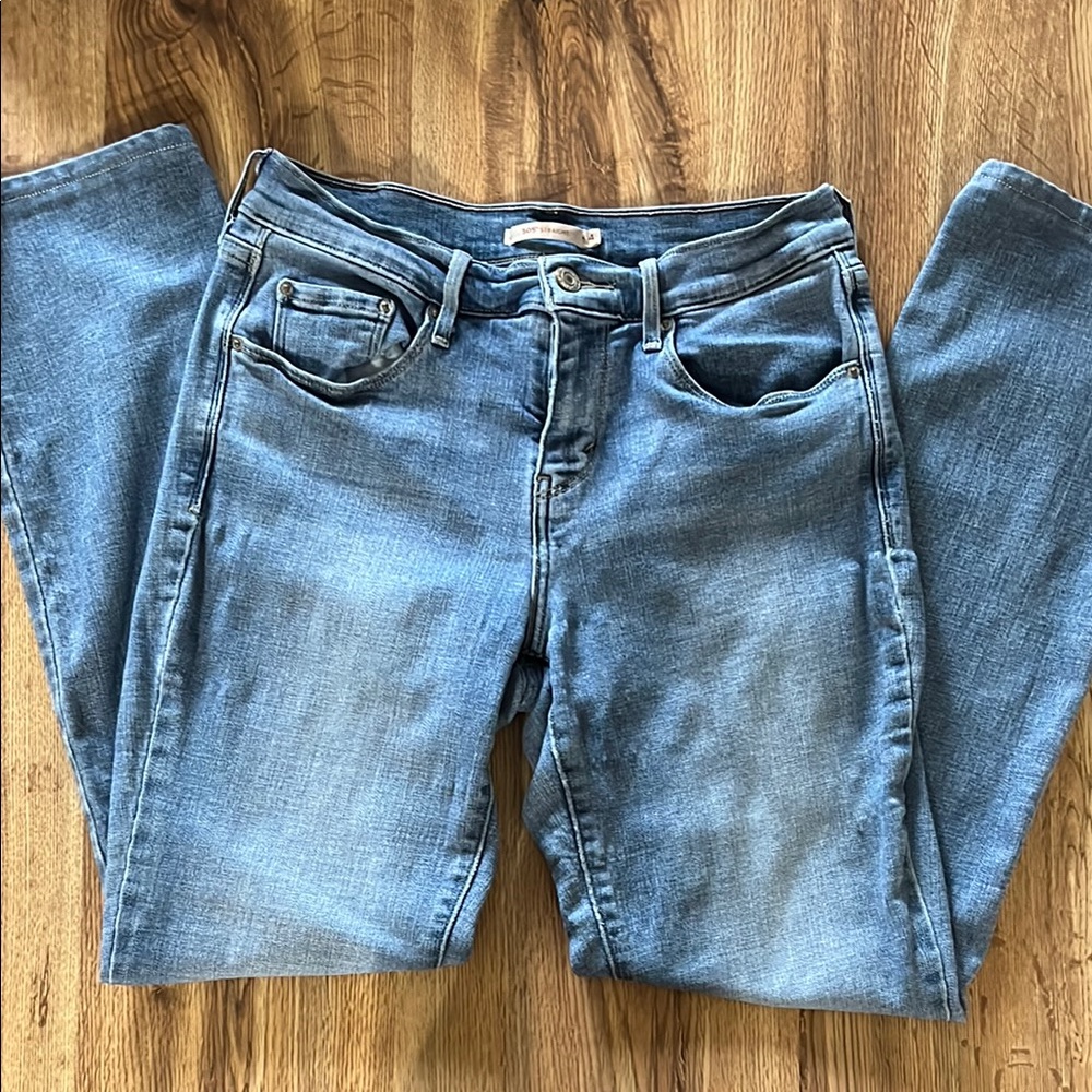 Levi's Blue Straight Leg Jeans with Classic Wash